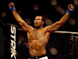 фото - (ММА) Strikefofce: Роналдо «Жакаре» Соуза сломал Эда Хермана