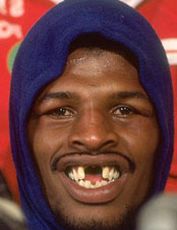 Леон Спинкс