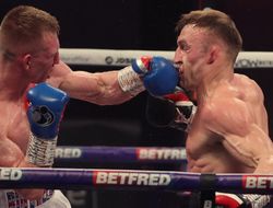 фото - В британском замесе за №1 в стране Чизмэн вырубил Меткафа — видео нокаута