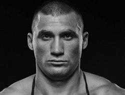 фото - Украинский супертяж Виктор Выхрист победой открыл сезон-2021