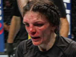 фото - Садо-мазо. Мёрфи благодарна, что никто не прекратил её избиение на UFC 283