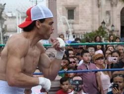 фото - Чавесы показались на тренировке: младший продемонстрировал форму — видео