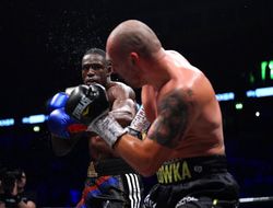 фото - С чего началась скандальная драка между Околи и Риакпоре. Рассказывает чемпион