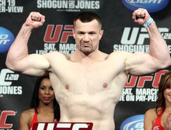 фото - Видео взвешивания UFC Fight Night в Кракове: Филипович – Гонзага II, Мороз, Албу