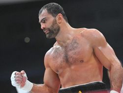 фото - Рахим Чахкиев задумался над продолжением карьеры