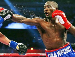 фото - Теренс Кроуфорд отобрал титул чемпиона у Рикки Бёрнза