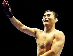 фото - Канат Ислам победил Аллоти в Казахстане