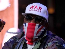 фото - «Не могу найти спарринг-партнёров». Дерек Чисора — об Александре Усике