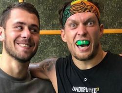 фото - Аллен после спарринга с Усиком: Всё равно не уверен, что Саша побьёт Чисору