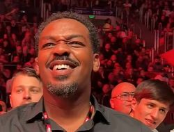 фото - Джонс не злится на UFC из-за пропуска турнира в Белом доме — назвал причину