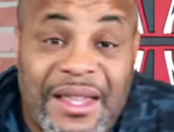 фото - Легенда UFC о рекорде Махачева: «Болельщики всегда так делают!»