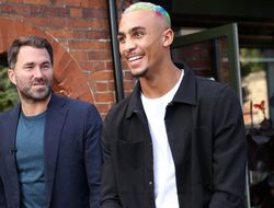 фото - Андеркард Буатси – Болотник: результаты и яркие моменты — видео