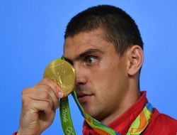 фото - Олимпийский чемпион 2016 года россиянин Евгений Тищенко дебютирует в профи