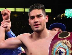 фото - Хильберто Рамирес быстро удосрочил Салливана Барреру: видео