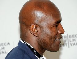 фото - Джошуа превосходит Уайлдера — мнение Холифилда