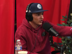 фото - Карнейро заработал огромные деньги за бой с Махачевым, но всё равно недоволен