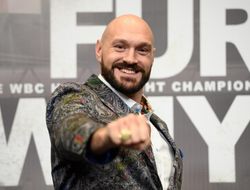 фото - Как Уайту побить Фьюри? Советами поделился Карл Фроч