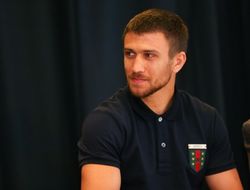 фото - Ломаченко: С Мартинесом даже лучше, чем с Уолтерсом