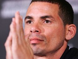 фото - Ричард Абрил встретится с британцем Дерри Мэттьюзом