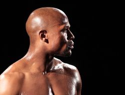 фото - Мэйуэзер: «Я всегда на несколько шагов впереди соперника»