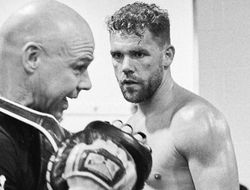 фото - Сондерс говорит о «нулевых шансах» в бою против Канело или Головкина