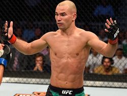 фото - Артём Лобов против Касереса в андеркарде Нурмагомедов–Фергюсон — СМИ