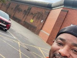 фото - «Извините, не мог остататься подольше». Первые слова тренера Кроуфорда после тюрьмы