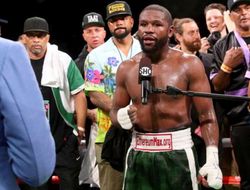 фото - ОМГ! Мейвезер побил ютубера Deji — видео