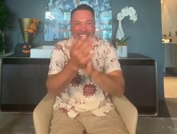 фото - Куриэлю нашли нового соперника. Этот ивент может стать последним для Де Ла Хойи на DAZN