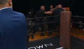 Дичь на турнире по грязному боксу: видео нокаута и драки