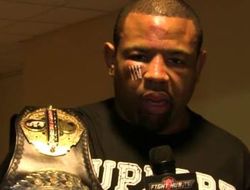 фото - Эмануэль Ньютон vs. Джоуи Бельтран – главное событие Bellator 124