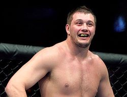 фото - Емельяненко против Митриона на турнире Bellator?