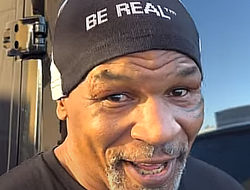 фото - Майк Тайсон сделал прогноз на бой Альварес–Чарло