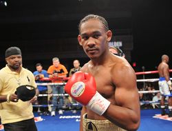 фото - Дэниел Джейкобс отбоксирует в андеркарте у Гарсии и Эрреры