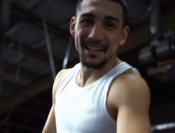 фото - «Ломаченко перенесёт в бокс то, чему научился на войне». Лопес сделал прогноз на бой с Камбососом