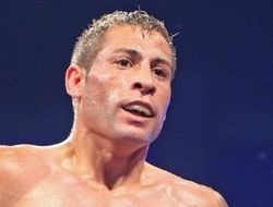 фото - «Украина! Я еду, чтобы огорчить вашего чемпиона!» Симион настроен побить Беринчика