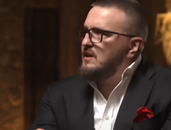 фото - Промоутер Усика озвучил пожелание перед реваншем с Фьюри