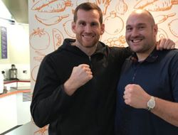 фото - Тайсон Фьюри поддержал Прайса: Ты — король нокаутов, тебе по зубам Поветкин