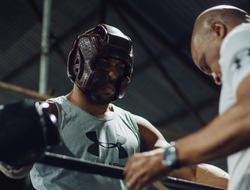 фото - Внезапно! Джошуа вновь сменил тренера. Говорит, это временно