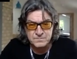 фото - Теперь многие считают, что Джошуа побьёт Усика в третьем бою — Дэвис