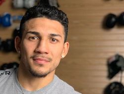 фото - Теофимо Лопес: Хэйни пока что даже до третьесортных соперников не добрался