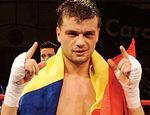 Ион вырвал победу у Бизье и стал претендентом для Брука