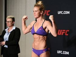 фото - Видео взвешивания UFC 208: Холм — де Рандамье, Силва — Брансон, Соуза — Ботш