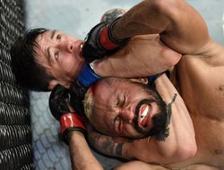 фото - Видео. Топ-нокауты и сабмишены участников UFC 270: Нганну, Ган, Морено и другие