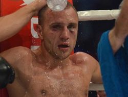 фото - EBU отобрал у Максима Бурсака титул еврочемпиона