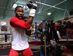 фото - Дженнингс: «Уверен, что смогу сбросить Кличко с трона»