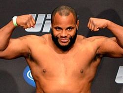 фото - (ММА) Объявлен бой Даниэля Кормье и Роя Нельсона