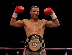 фото - Дерзкие планы чемпиона: сперва добровольная защита, затем Гонсалес и Рунгвисаи