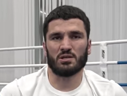 фото - Артур Бетербиев назвал секрет своего успеха