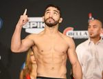 Чемпион Фрейре нокаутировал чемпиона Чендлера, Лима забил Пейджа на Bellator 221